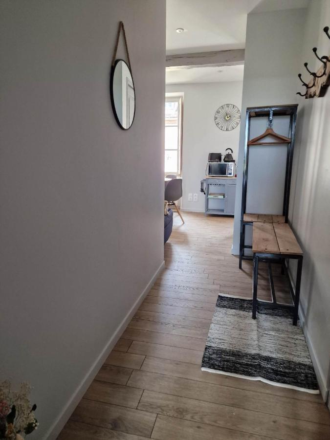 Appartement Au Coeur De Vezelay - Galerie 10 Zewnętrze zdjęcie