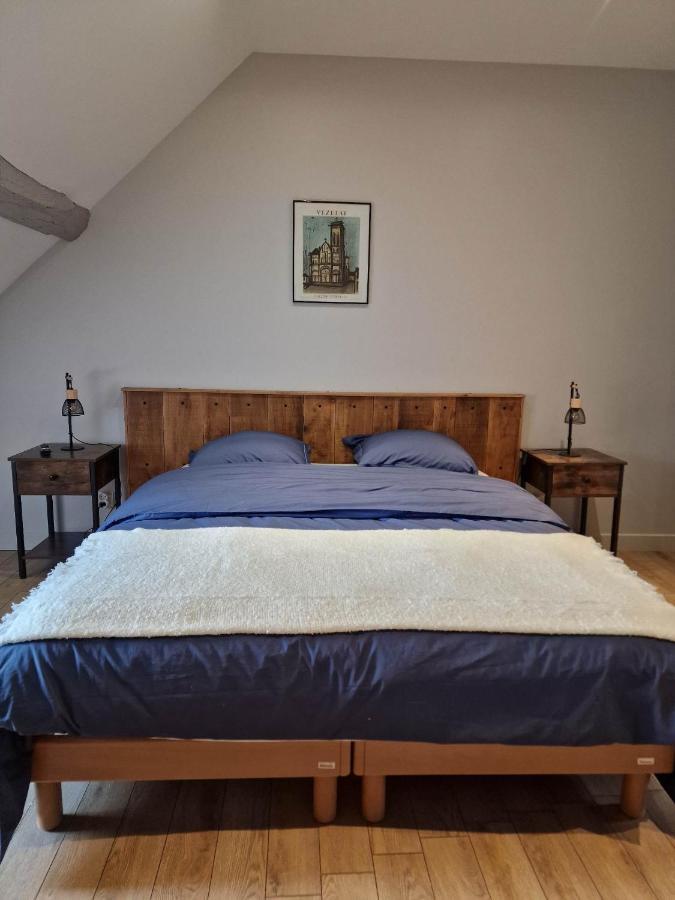 Appartement Au Coeur De Vezelay - Galerie 10 Zewnętrze zdjęcie